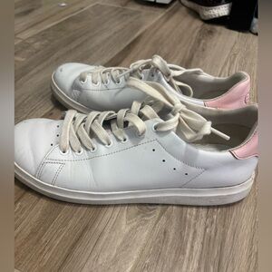 Tory Burch White and Pink Sneakers size 8 in Fair condition